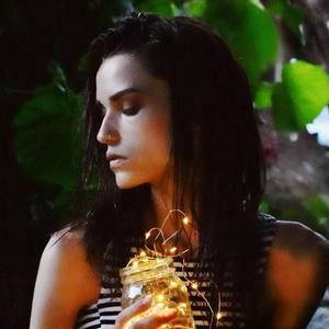 Meet your Posher, Olivia